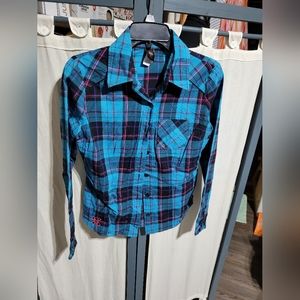 (4242)Sweet Love Button down Shirt,  Size Med,  Blue/Black,